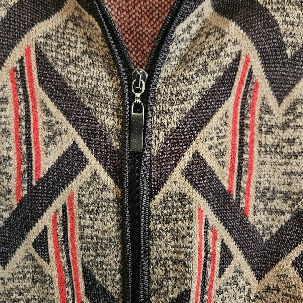 Geometric Patterned Zip-Up Cardigan - Picture 3 of 4